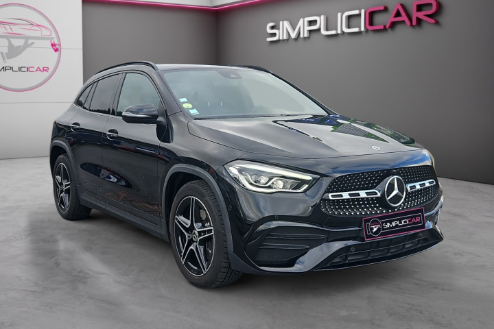 MERCEDES GLA