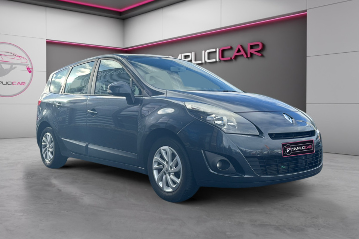 RENAULT GRAND SCENIC III