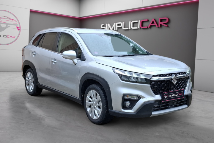 SUZUKI S-CROSS