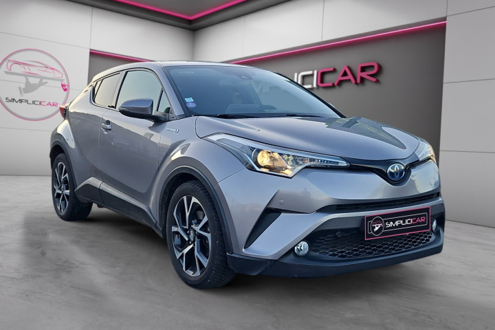 TOYOTA C-HR HYBRIDE RC18