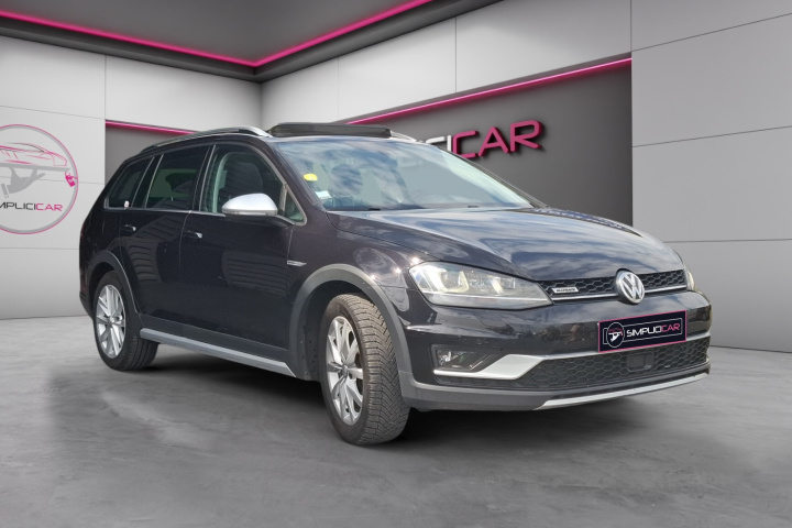 VOLKSWAGEN GOLF SW